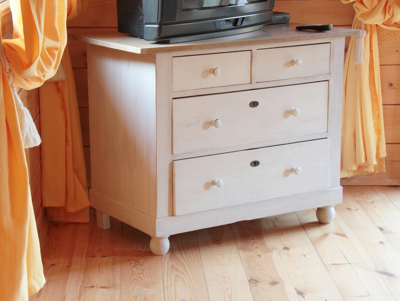 Effective Strategies for a Spotless Office